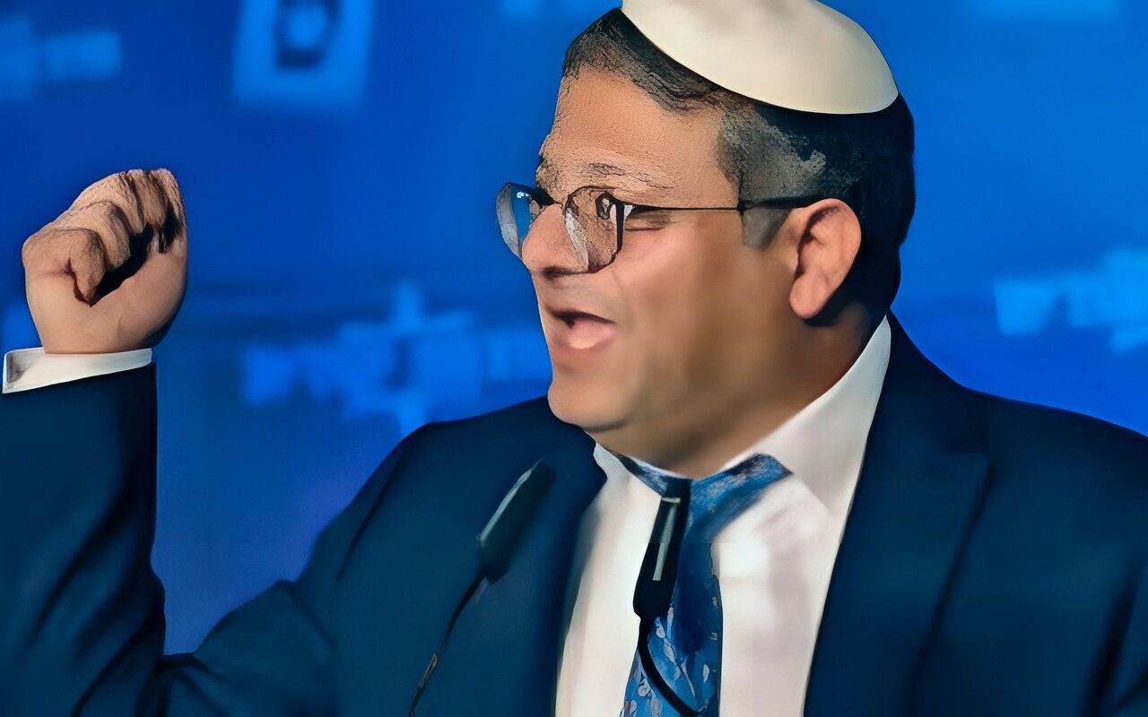 بعد عملية الخليل .. بن غفير يطالب بتفكيك السلطة الفلسطينية ونزع سلاحها