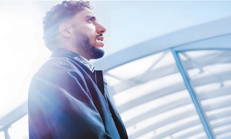 عمر مرموش يستعد مع توتنهام هوتسبير لمواجهة مانشستر يونايتد (فيديو)