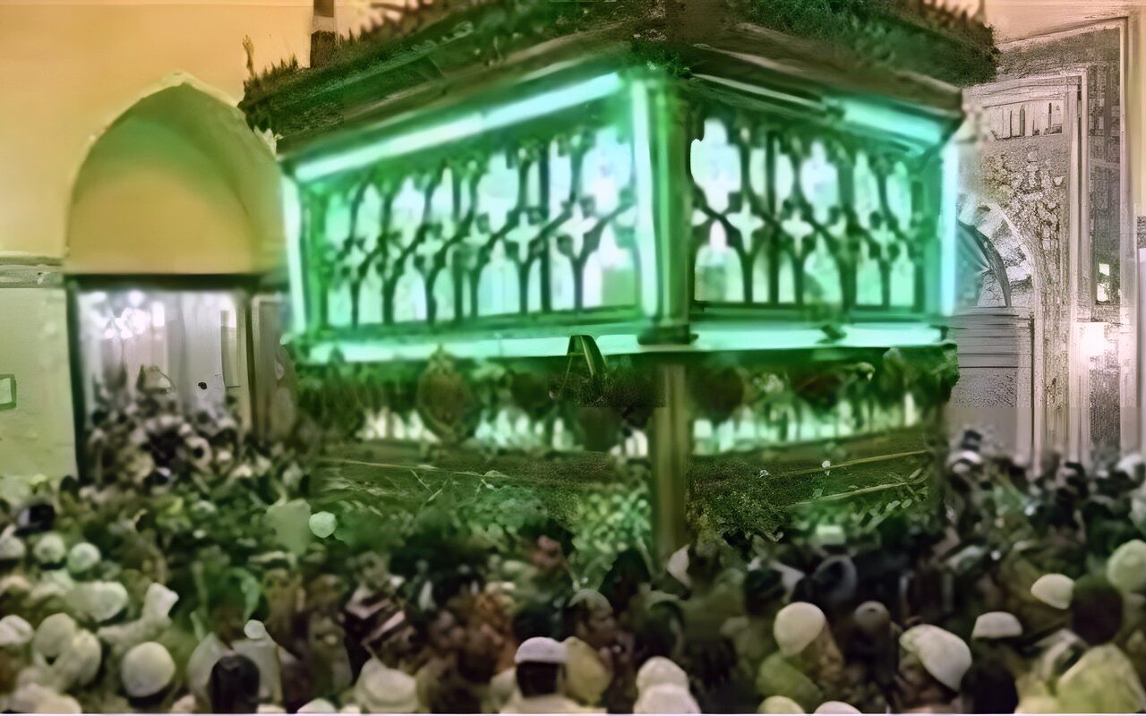 هل زيارة مقامات آل البيت وأولياء الله الصالحين بدعة وشرك؟ الإفتاء تحسم الجدل