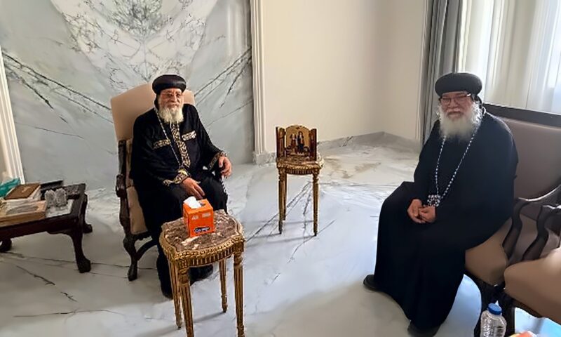 البابا تواضروس يستقبل الأنبا مكاريوس لبحث ملفات الخدمة بإيبارشية المنيا