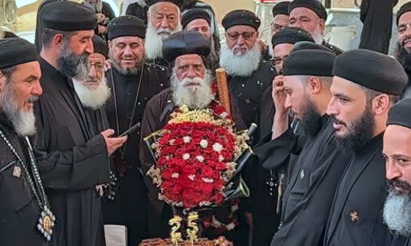 الأنبا جوارجيوس يلتقي كهنة مطاي ويحتفلون باليوبيل الفضي لتجليسه أسقفًا للإيبارشية