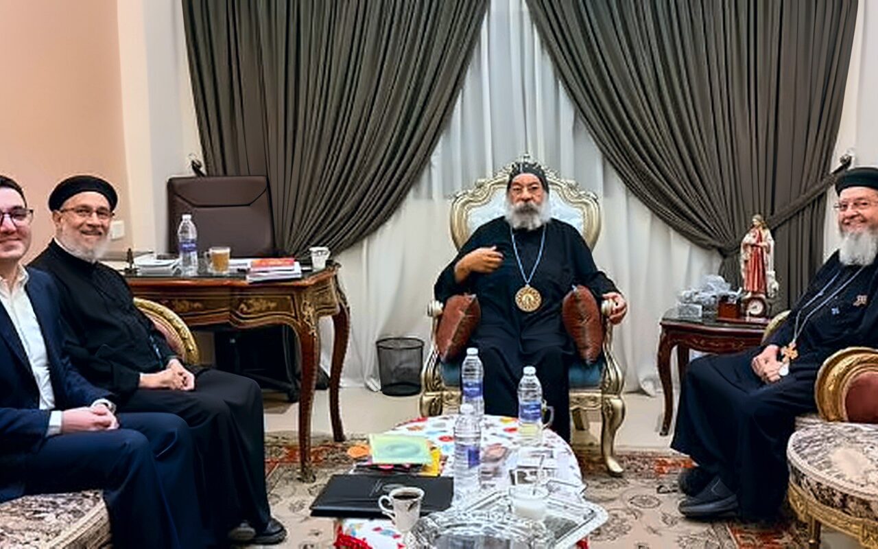 الأنبا رافائيل يتابع استعدادات مركز البابا ديسقورس للدراسات اللاهوتية لبدء العام الأكاديمي الجديد