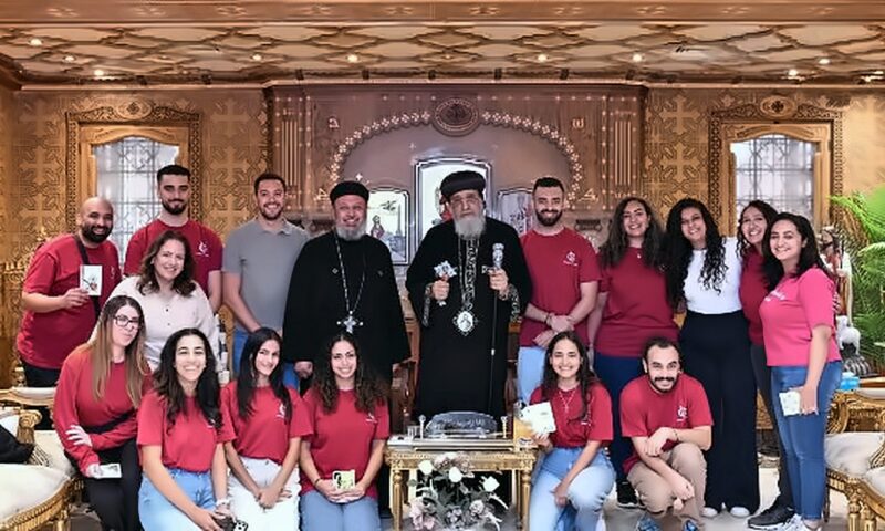 البابا تواضروس الثاني يستقبل شباب كنائس الإمارات