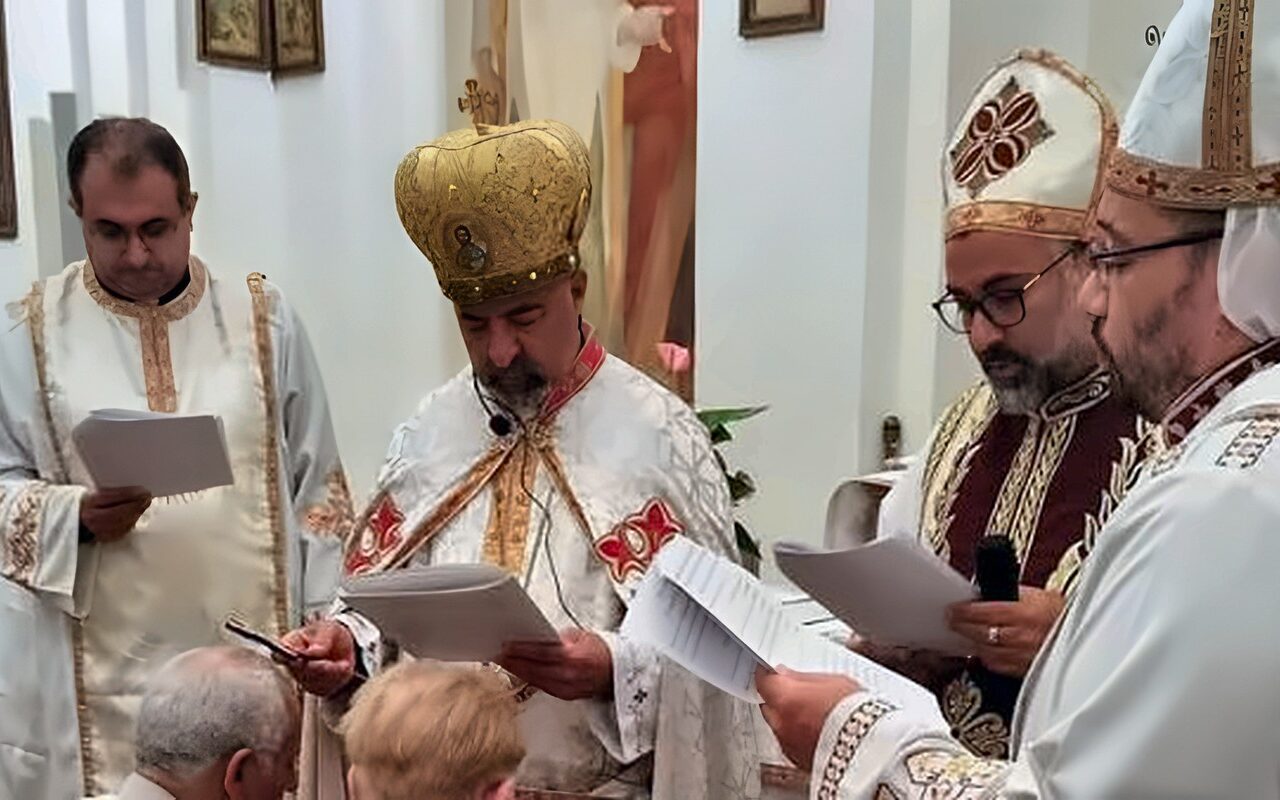الأنبا إبراهيم إسحق يترأس القداس بكنيسة العذراء بروما ويحتفل بمنح الدرجات الشماسية الصغرى