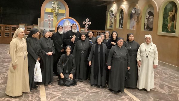 «التكريس رسالة حب».. أبرز رسائل مؤتمر مكرسات الأنبا برسوم بأديرة الصعيد