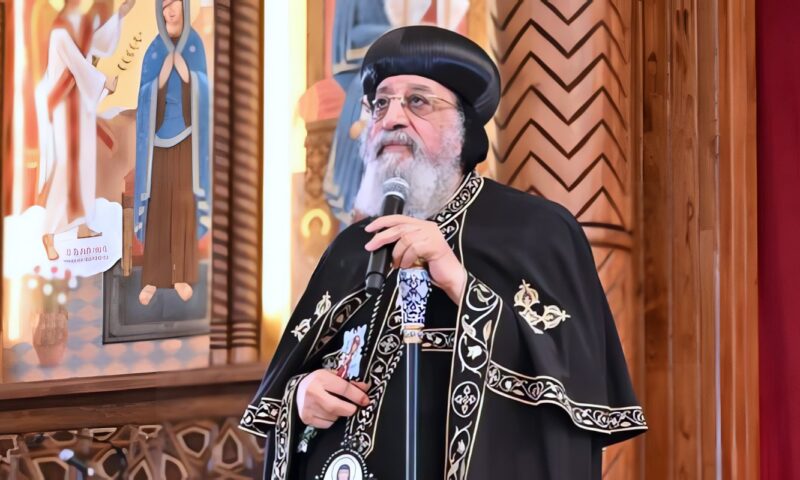 البابا تواضروس: نجاح المتفوقين فرحة للبيت والكنيسة والوطن | صور