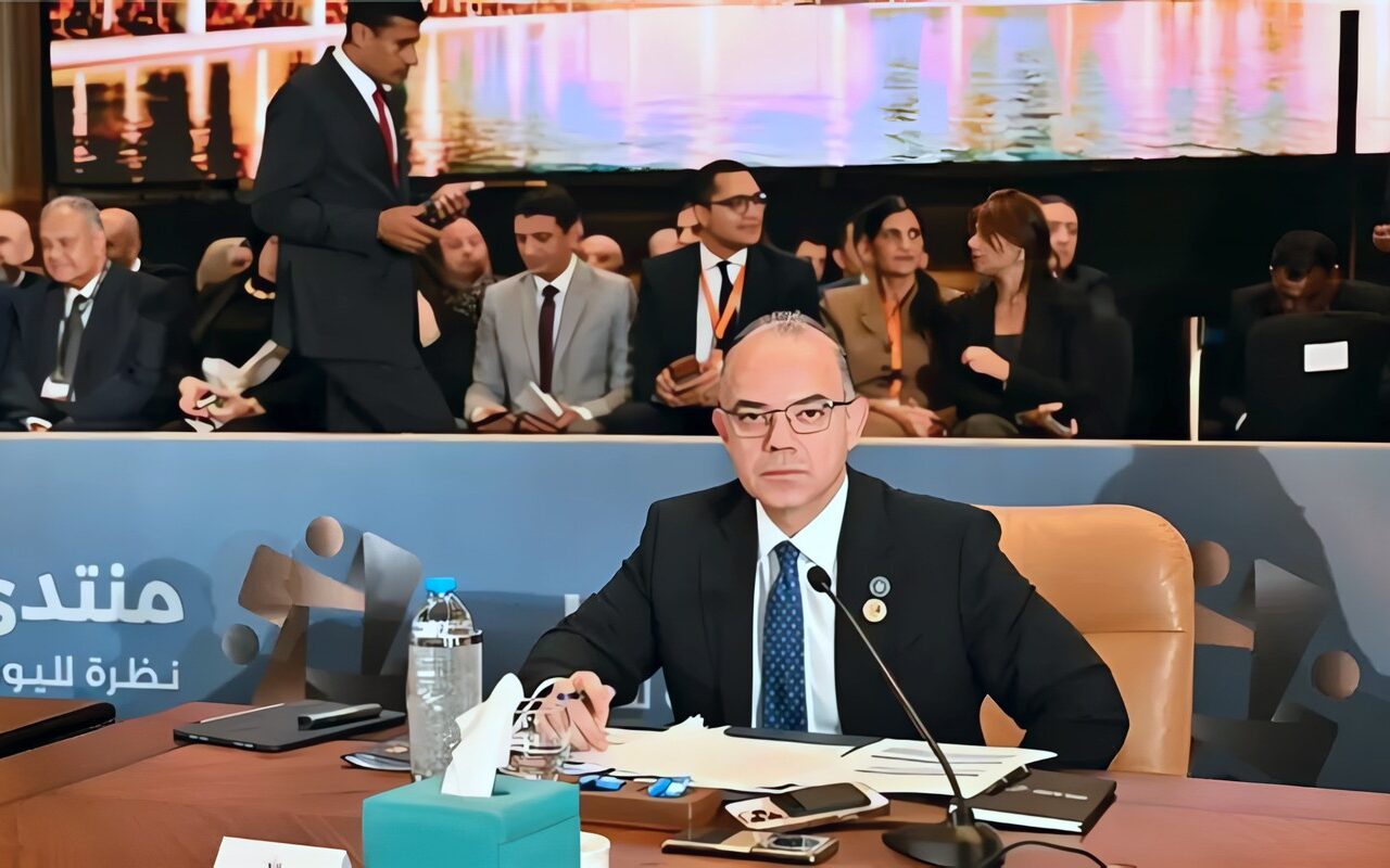 وزير الاستثمار: نستهدف توسيع قاعدة الشركات المصدرة واجتمعنا مع 13 مجلسا تصديريا