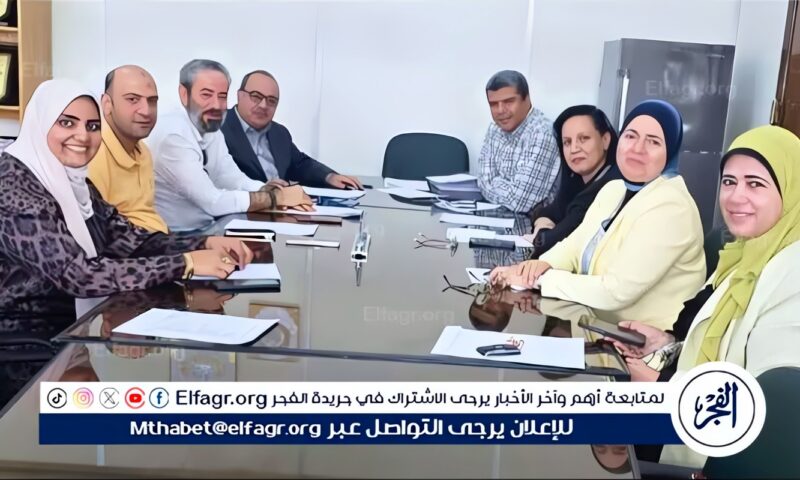 طب أسيوط تناقش آليات دعم الأطباء والهيئة المعاونة وتطوير بيئة العمل