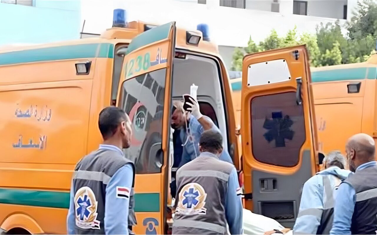 العثور على جثة شاب بها آثار شنق بالرقبة في ظروف غامضة بنجع حمادي