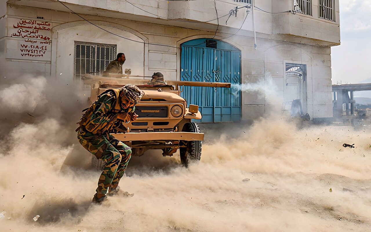 ضربات للحوثيين على مطارات اليمن… و«التحالف»: اعترضنا مسيّرات قرب المدينة المنوّرة