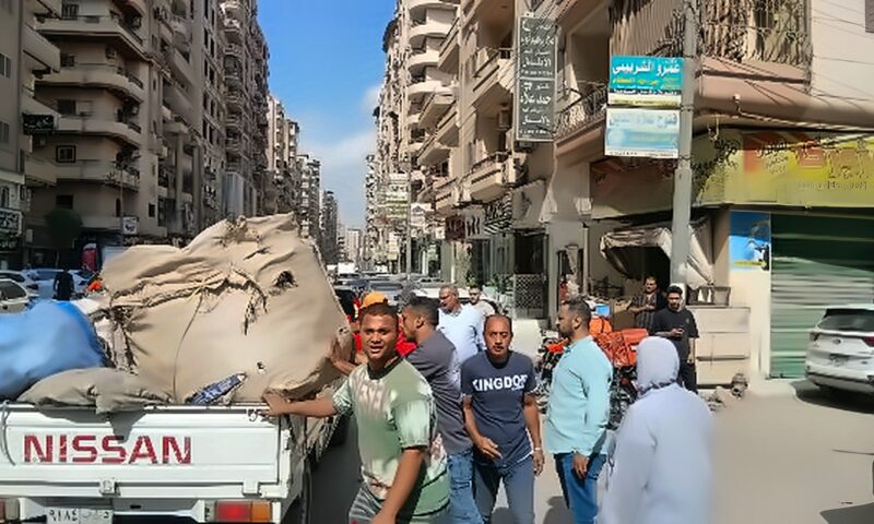 محافظ الدقهلية يتابع جهود حي غرب في إزالة الإشغالات ومواجهة النباشين