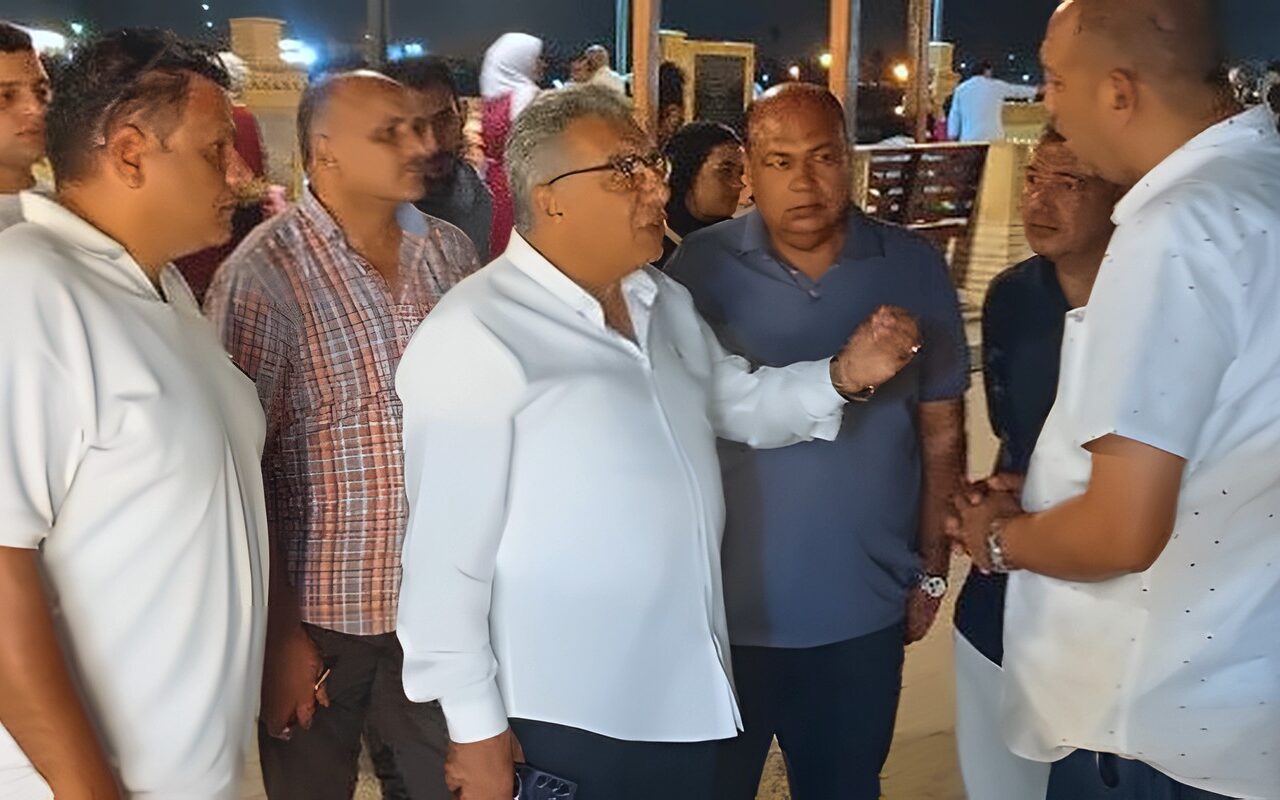جولة ليلية.. محافظ الدقهلية يتفقد ممشى المنصورة الجديد بمنطقة توريل.. صور