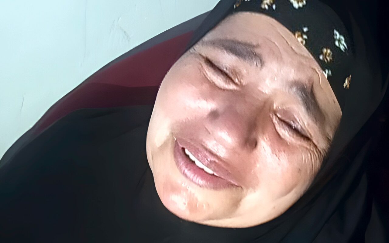 ابني الوحيد.. والدة محمد لطفي شهيد لقمة العيش بالسودان: نفسي يرجع وأدفنه