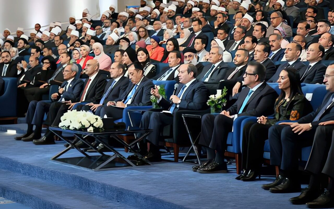 رئيس جامعة المنصورة يشارك بجلسة «الخطاب الديني وتأثيره على القيم في المجتمع» ضمن فعاليات منتدى مصر