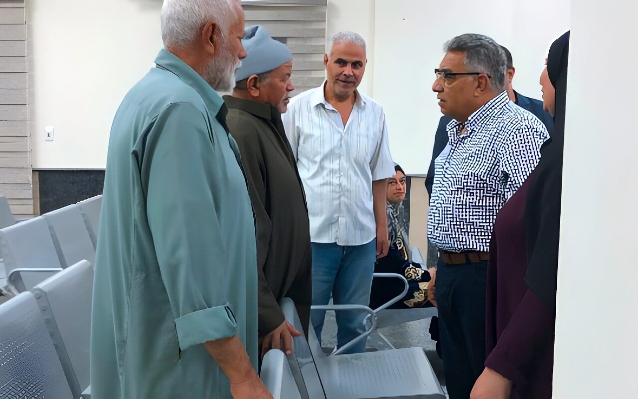 محافظ الدقهلية خلال جولة بـ شربين : تسريع وتيرة العمل في التصالح وتراخيص البناء.. و يؤكد: إنجاز ملفات المواطنين وتحقيق رضاهم والاستجابة لمطالبهم وشكواهم