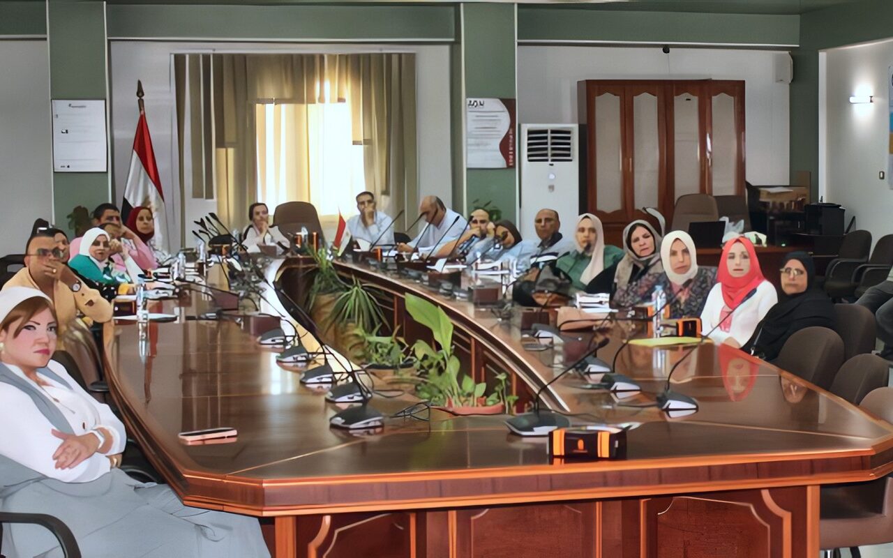 جامعة المصورة تنظم ورشة عمل لتدريب الجهاز الإداري على استخدام الذكاء الاصطناعي