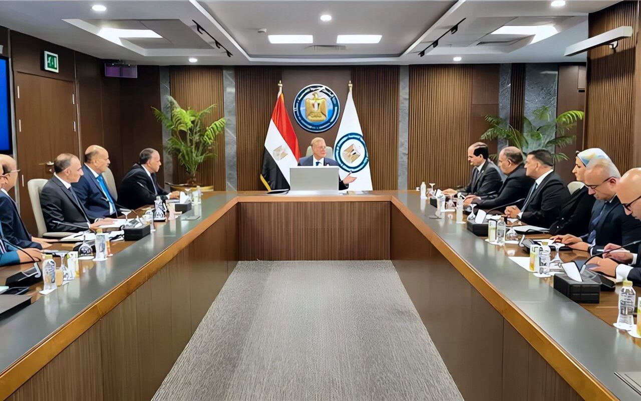 وزير البترول: تطور منظومة التعاقب الوظيفي لفتح آفاق جديدة أمام الكفاءات وصناعة قيادات المستقبل