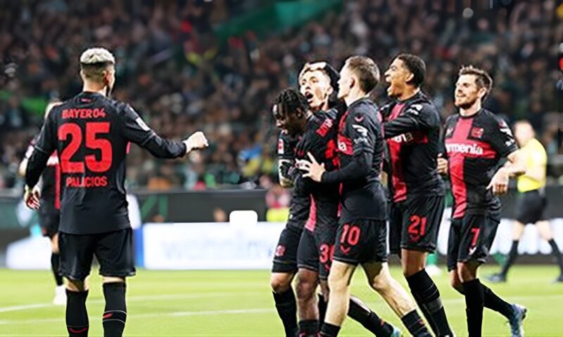 ليفركوزن يتقدم بثلاثية نظيفة على ليخ بوزنان في الشوط الأول بالدوري الأوروبي