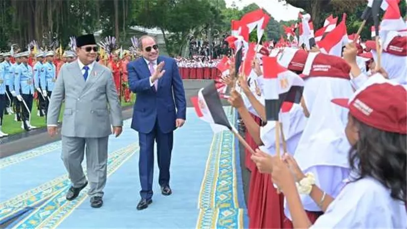 مصطفى فكري: جولة الرئيس السيسي الآسيوية تفتح أبوابًا استراتيجية جديدة أمام مصر وتؤسس لشراكات اقتصادية واعدة