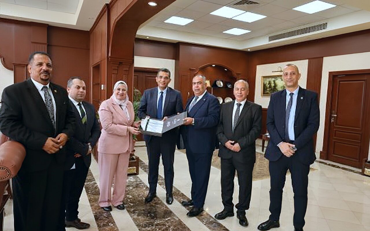 كوبونات غذائية.. 400 ألف جنيه من البنك الزراعي لدعم الأسر الأولى بالرعاية بالبحر الأحمر