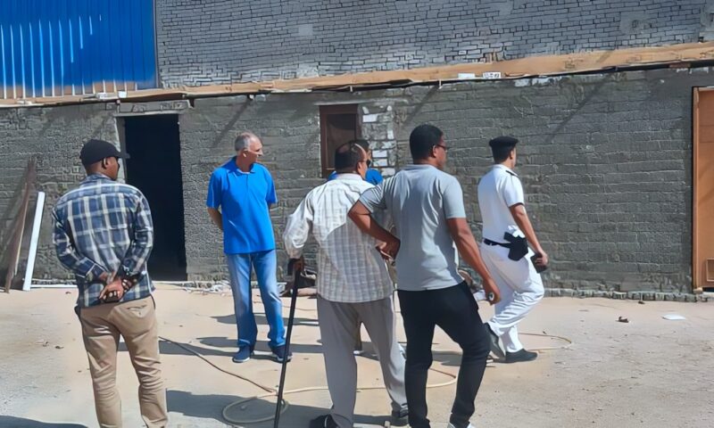 استرداد 7200 متر من أراضي الدولة بالغردقة.. وإزالة رووف مخالف بمساحة 90 مترًا