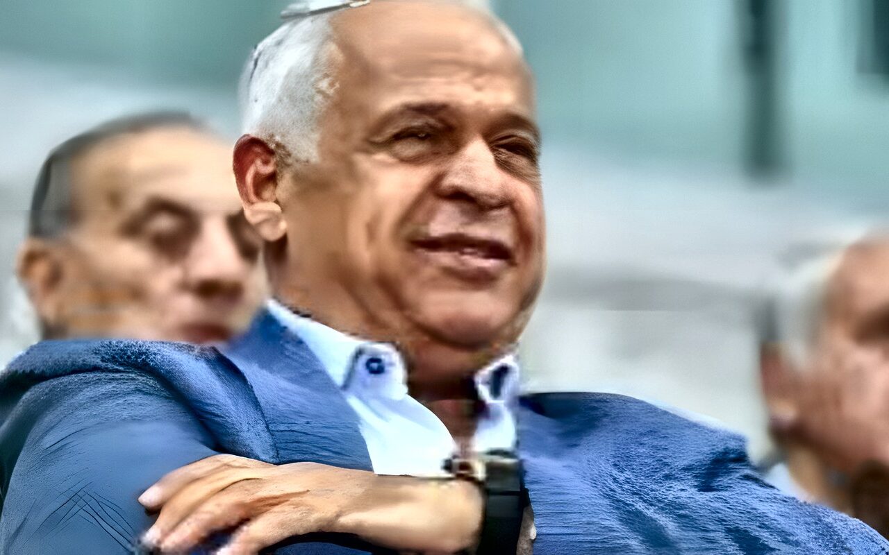 لتفادي المجهول.. فرج عامر يُطالب بتجديد عقد ياسر إبراهيم مع الأهلي