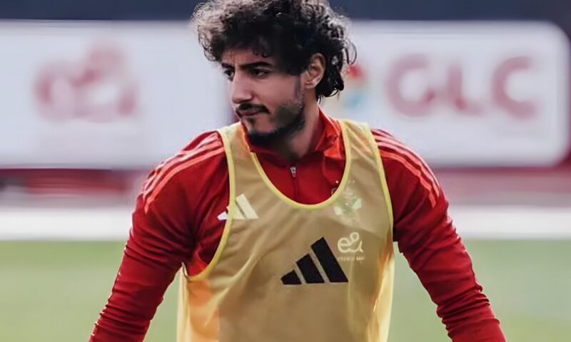 محمد هاني بين الأهلي وبيراميدز.. مصدر مقرب يكشف حقيقة التوقيع ومصير التجديد