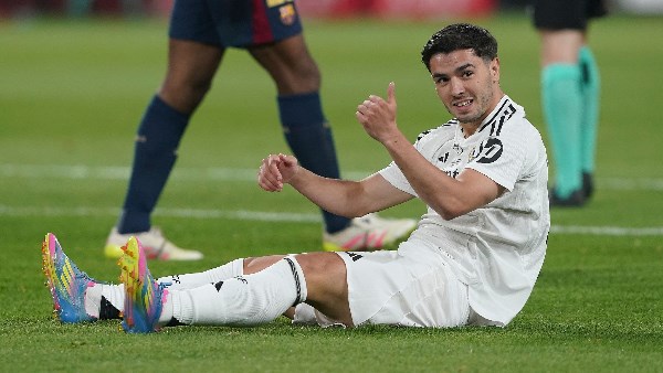178 دقيقة تشعل أزمة إبراهيم دياز.. هل يرحل النجم المغربي عن ريال مدريد في يناير؟