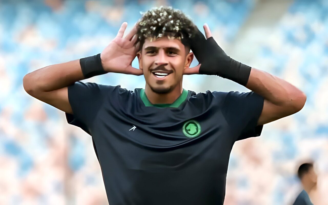 الأهلي يستبعد أسامة نور الدين من حساباته ويتابع محمود ممدوح تمهيدًا لحسم موقفه