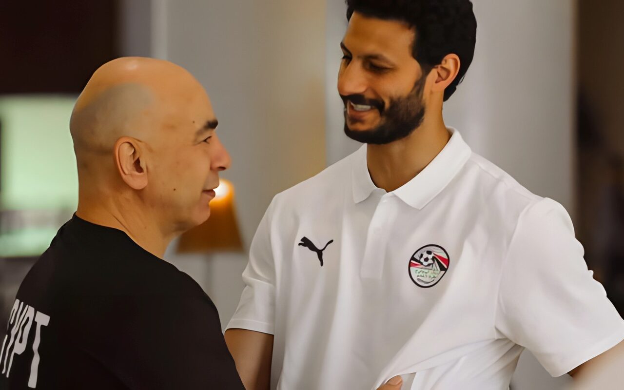 الحضري يكشف عن مفاجأة بشأن انضمام محمد الشناوي لمنتخب مصر