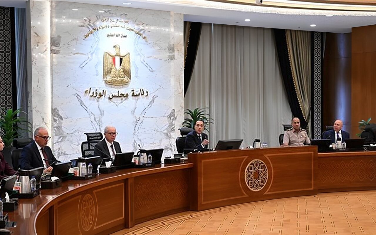 اجتماع الحكومة الأسبوعي، مدبولي يناقش منتدى مصر 2026 ونتائج جولة الرئيس الآسيوية