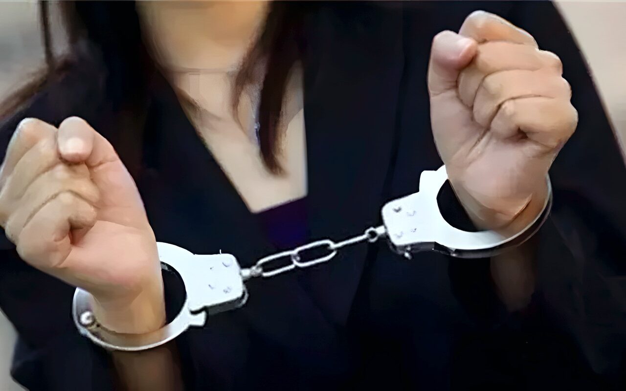 أمن القاهرة يكشف ملابسات سرقة مشغولات ذهبية من سيدة بمدينة نصر