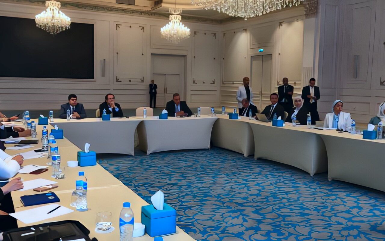 «تمهيداً لتقديمها للأمم المتحدة».. جهاز البيئة يقر التحديث الثالث لخطة المساهمات المناخية لمصر
