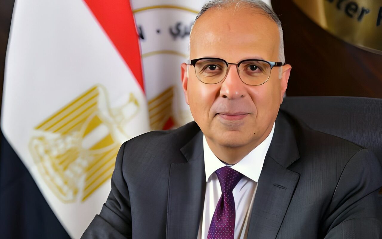 وزير الري يؤكد الحرص على تعزيز التعاون مع تونس في مجال المياه