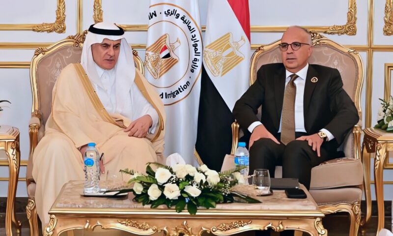 تنسيق وتعاون حتى 2027.. تفاصيل لقاء وزير الري بوزير البيئة والمياه والزراعة السعودي