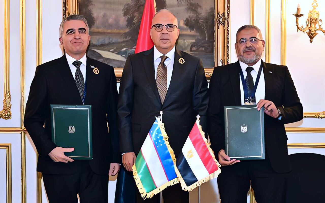 وزير الري يبحث تدعيم الإدارة المستدامة للموارد المائية مع نظيره الأوزبكي