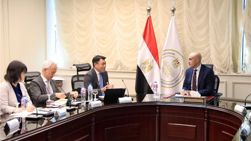 وزير التعليم يلتقي وفد الوكالة اليابانية للتعاون الدولي «جايكا» لبحث سبل مواصلة تعزيز الشراكة التعليمية