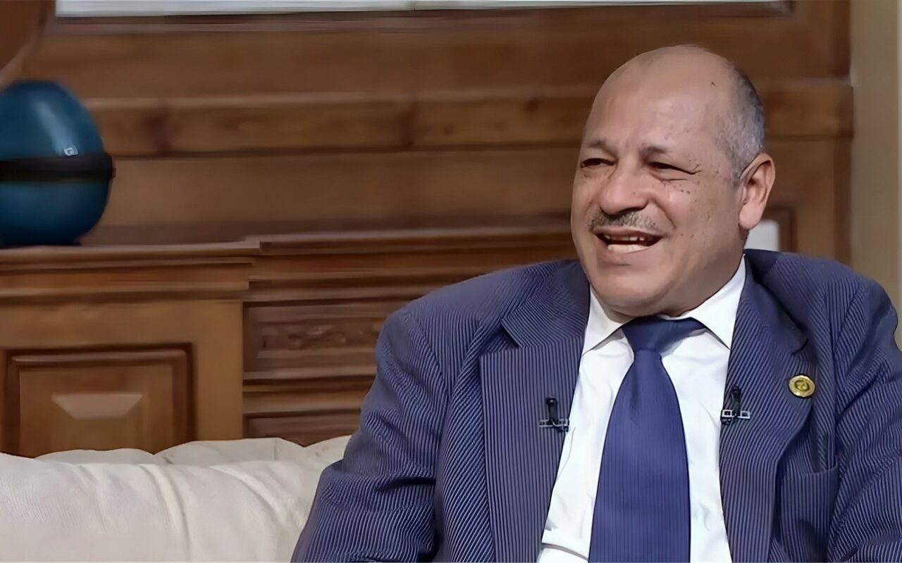 خبير استراتيجي: 4 اعتبارات تدفع واشنطن إلى تأجيل ضرب إيران