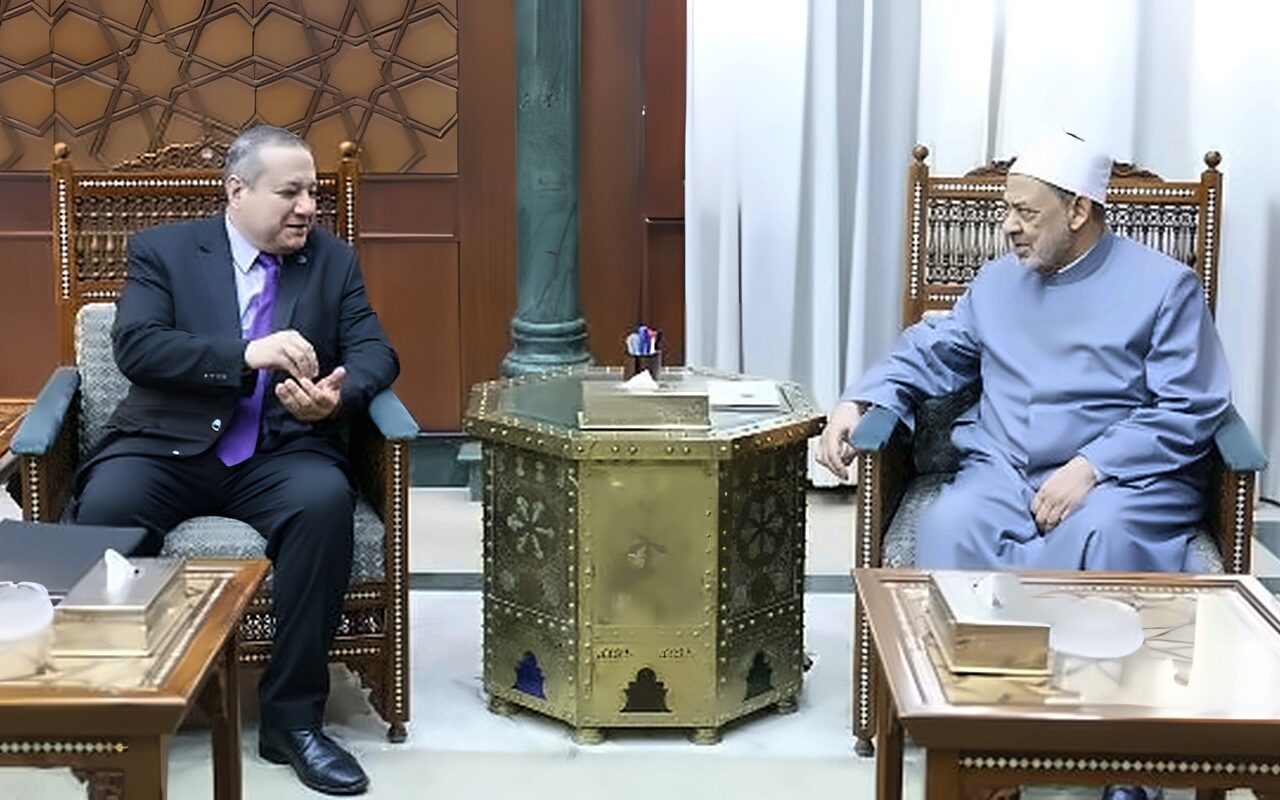 شيخ الأزهر: تضافر الجهود ضرورة لتطوير المؤسسات التعليمية الأزهرية ومواكبة متطلبات العصر