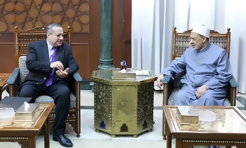 شيخ الأزهر: تضافر الجهود ضرورة لتطوير المؤسسات التعليمية الأزهرية ومواكبة متطلبات العصر