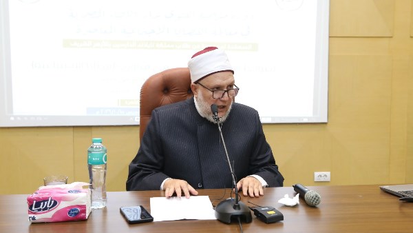 الشيخ عبدالله عجمي: فهم واقع المستفتين أساس التنزيل الصحيح للأحكام الشرعية