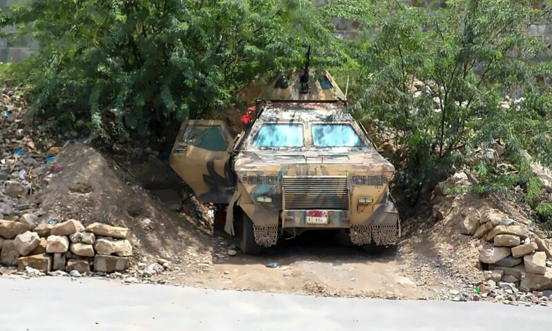 “العربية” تدخل الجبهة الجنوبية لمحافظة مأرب برفقة القوات الحكومية