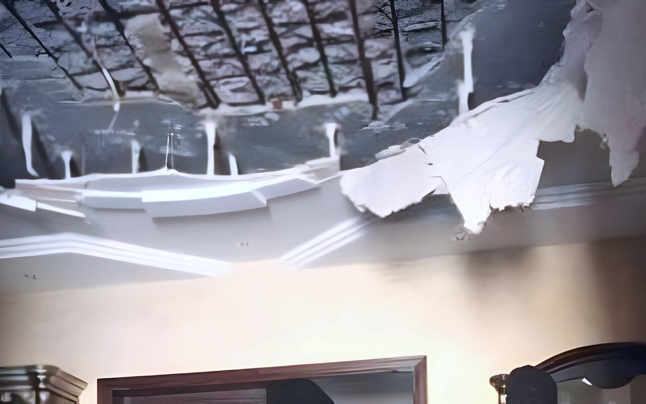 الأمن يفحص واقعة سقوط سقف شقة تحت التشطيب على أخرى بالعمرانية