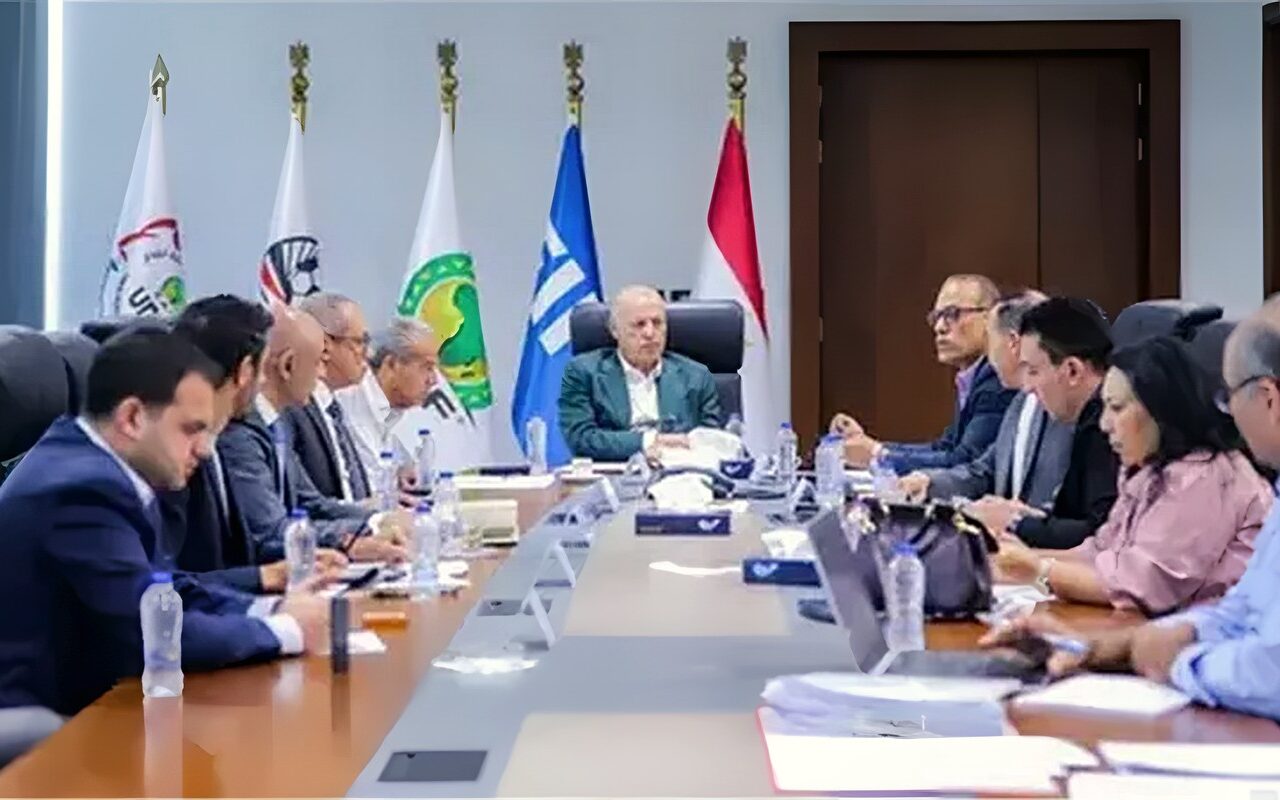 قبول استقالة عاشور من لجنة الحكام، أبرز قرارات مجلس إدارة اتحاد الكرة في إجتماع اليوم