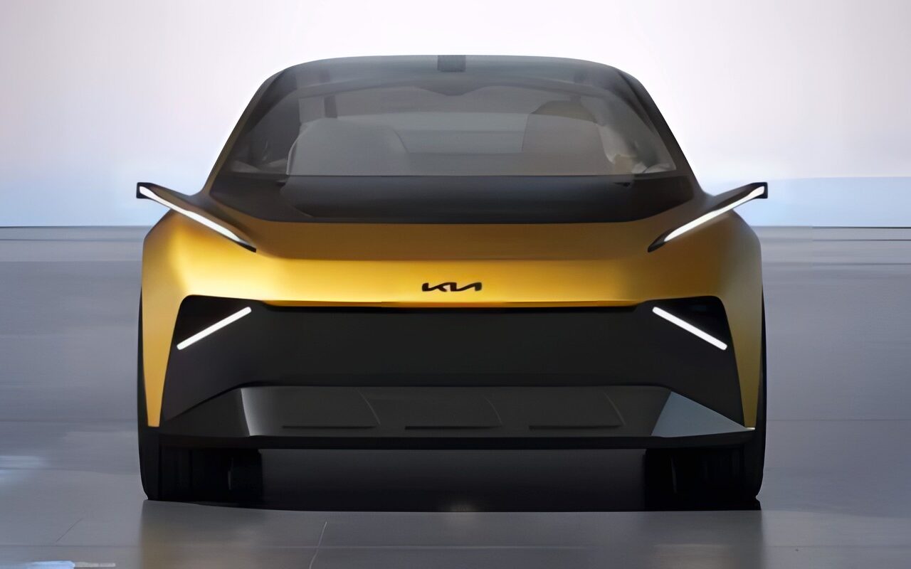 كيا تخطط لإحياء روح نيسان GT-R بسيارة رياضية جديدة
