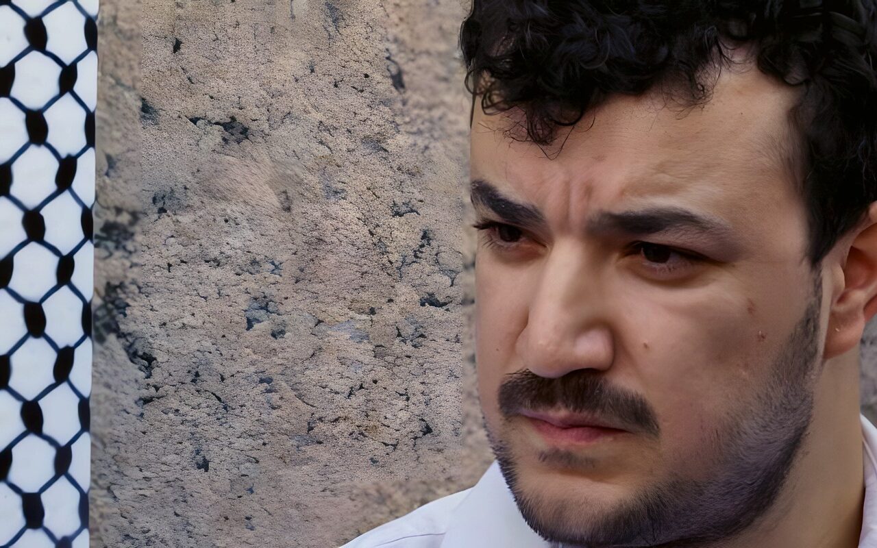 الناشط الفلسطيني محمود خليل يعود إلى جامعة كولومبيا للمرة الأولى منذ اعتقاله على يد سلطات الهجرة