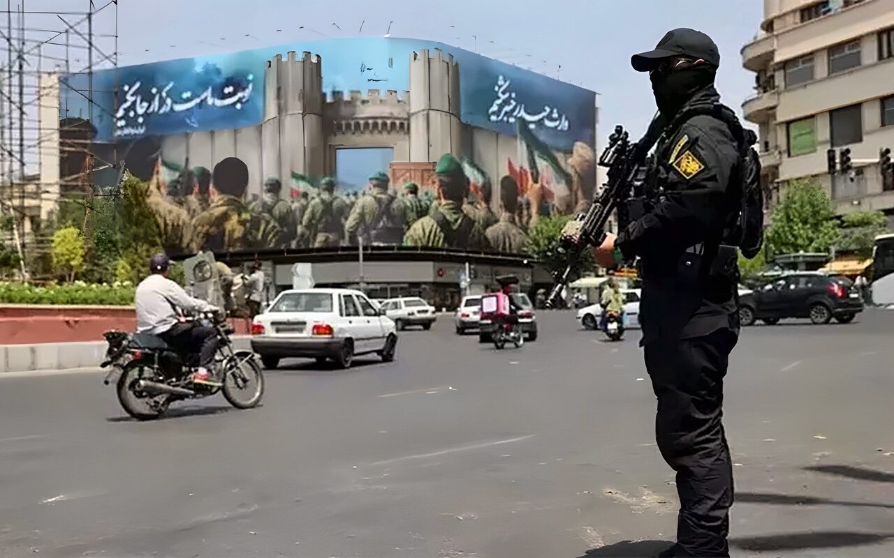 هجوم يستهدف مبنى تابع لجهاز الاستخبارات في إيران
