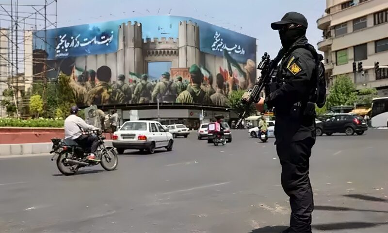 هجوم يستهدف مبنى تابع لجهاز الاستخبارات في إيران