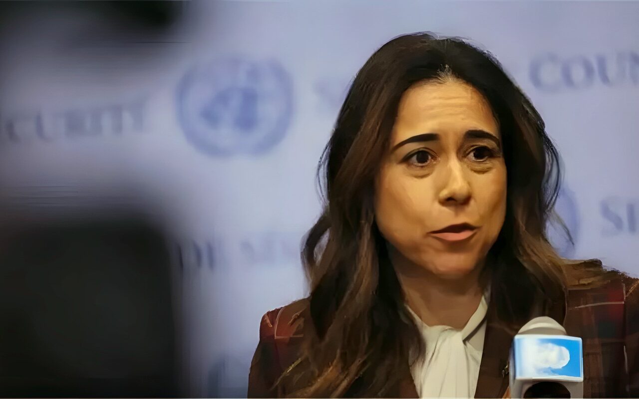 الإمارات تدفع بوزيرة الدولة لانا نسيبة إلى سباق الأمانة العامة للأمم المتحدة