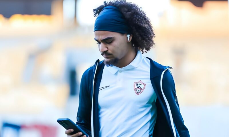 آدم كايد يجري تدريبات بدنية عقب انتهاء مباراة الزمالك والجيش الرواندي في دوري أبطال أفريقيا